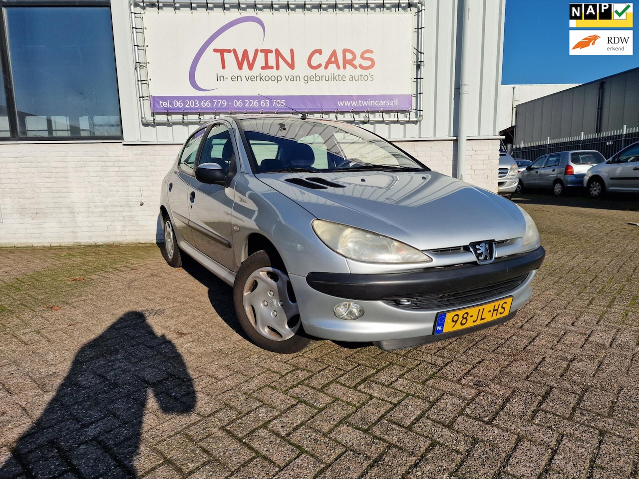 Peugeot 206 - 1.4 Gentry Airco Automaat - AutoWereld.nl