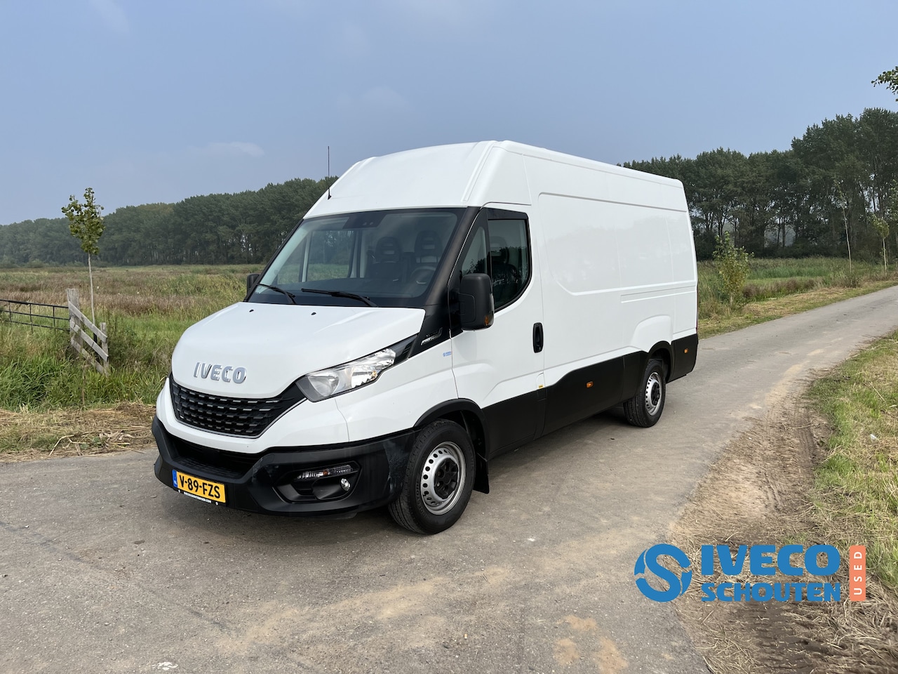 Iveco Daily - 35S14A8V | Hi-Matic | 45K KM | APK | Snel leverbaar | - AutoWereld.nl