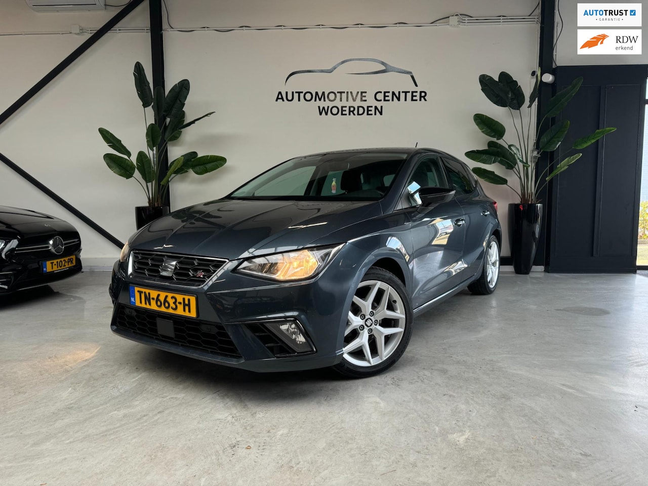 Seat Ibiza - 1.0 TSI FR Business Intense NAP CARPLAY CAMERA NAVI KEYLESS - AutoWereld.nl