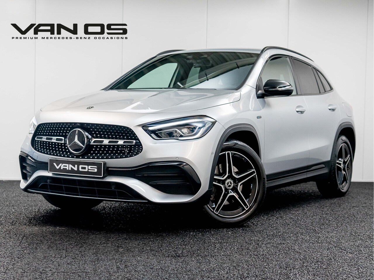 Mercedes-Benz GLA-Klasse - GLA 250 e AMG Line | NIGHT | Trekhaak - AutoWereld.nl