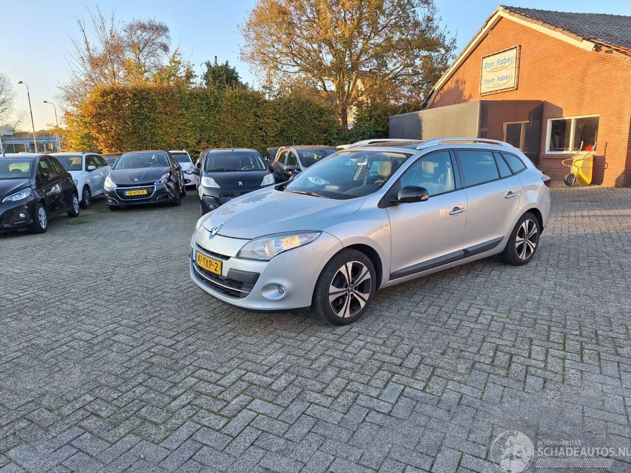 Renault Mégane Estate - Mégane 1.4 TCe Bose - AutoWereld.nl