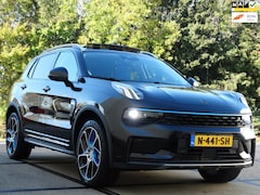 Lynk & Co 01 - 1.5 TSI Sport - INCL BTW- LANE / FRONT ASSIST - PANORAMADAK - PARK CAMERA - APPLE CARPLAY