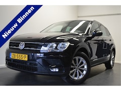 Volkswagen Tiguan - 1.5 TSI ACT Comfortline Business , TREKHAAK , NAVI , CR CONTR , CLIMATR , PDC V+A ,