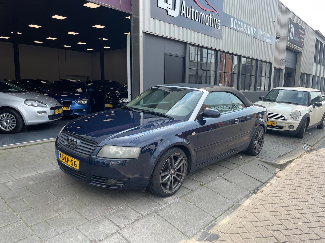 Audi A4 Cabriolet - 2.4 V6 Exclusive Automaat 1E Eigenr NAP Nieuwe dak - AutoWereld.nl