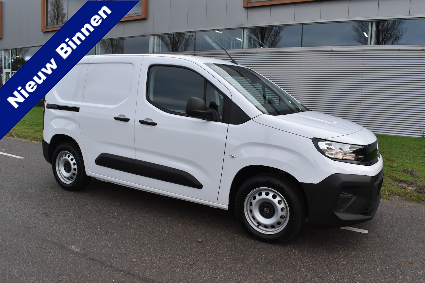 Opel Combo - 1.5 BlueHDi 130 S&S L1 Automaat diesel Navigatie - AutoWereld.nl