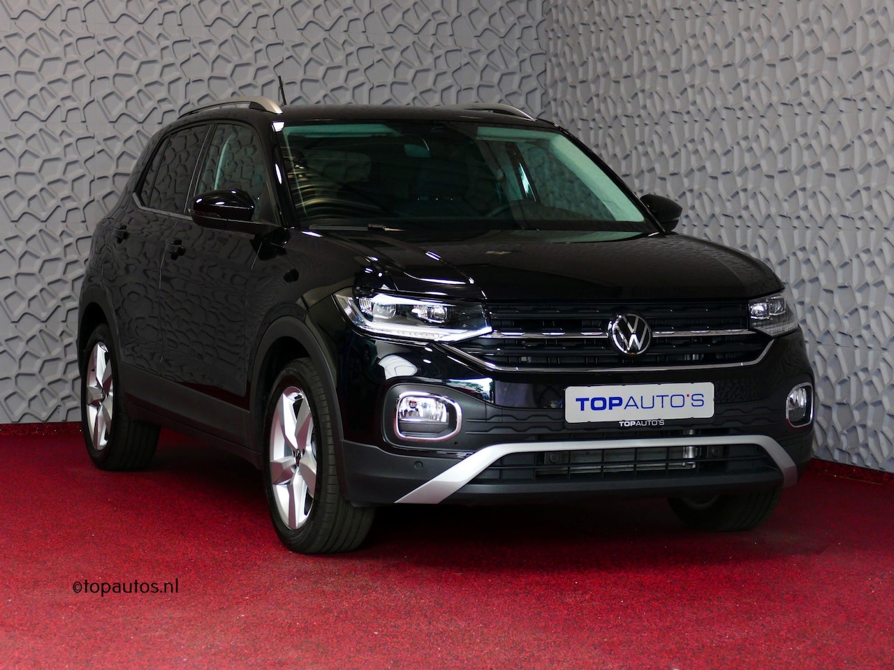 Volkswagen T-Cross - TSI 110PK STYLE NAVI VIR.COCKPIT LED CARPLAY CAMERA STOELVERW. ADAP.CRUIS DAB 2024 70 BIJN - AutoWereld.nl