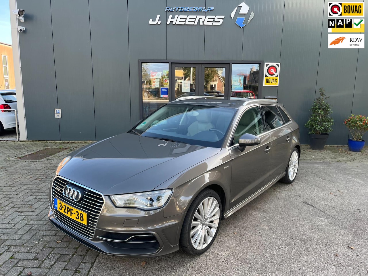 Audi A3 Sportback - 1.4 e-tron PHEV Ambition Pro Line plus 1.4 e-tron PHEV Ambition Pro Line plus - AutoWereld.nl