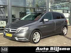 Mercedes-Benz B-klasse - 180 Ambition, navi, cruise, camera, leer, trekhaak