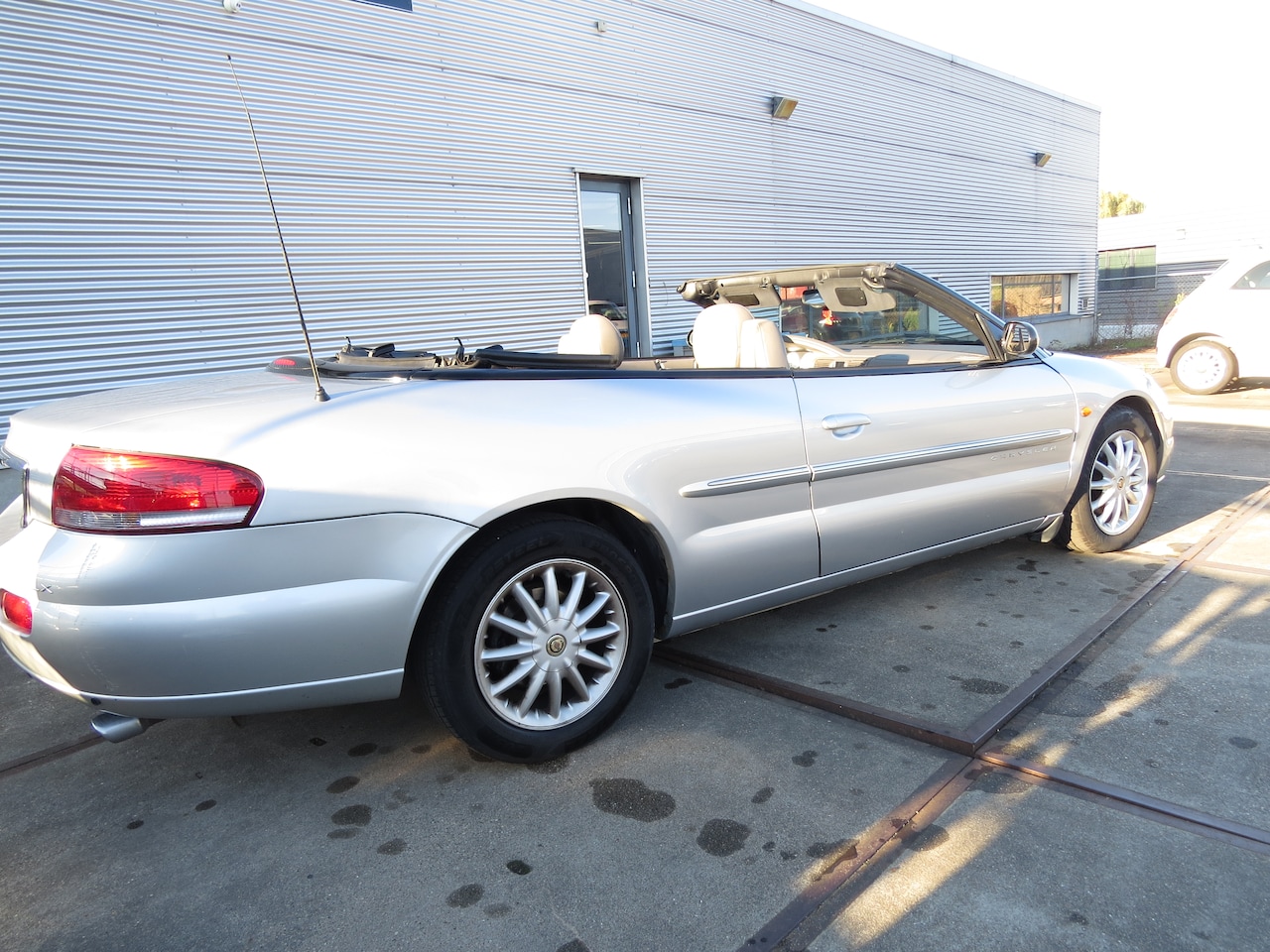 Chrysler Sebring - 2.7i-V6 24V LX Convertible