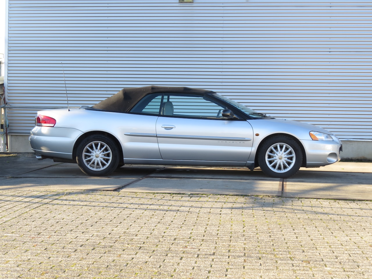 Chrysler Sebring - 2.7i-V6 24V LX Convertible