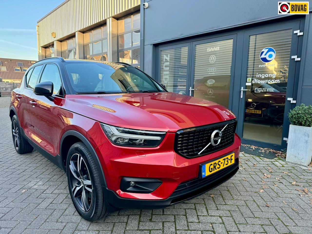 Volvo XC40 - 1.5 T4 Recharge R-Design 1.5 T4 Recharge R-Design - AutoWereld.nl