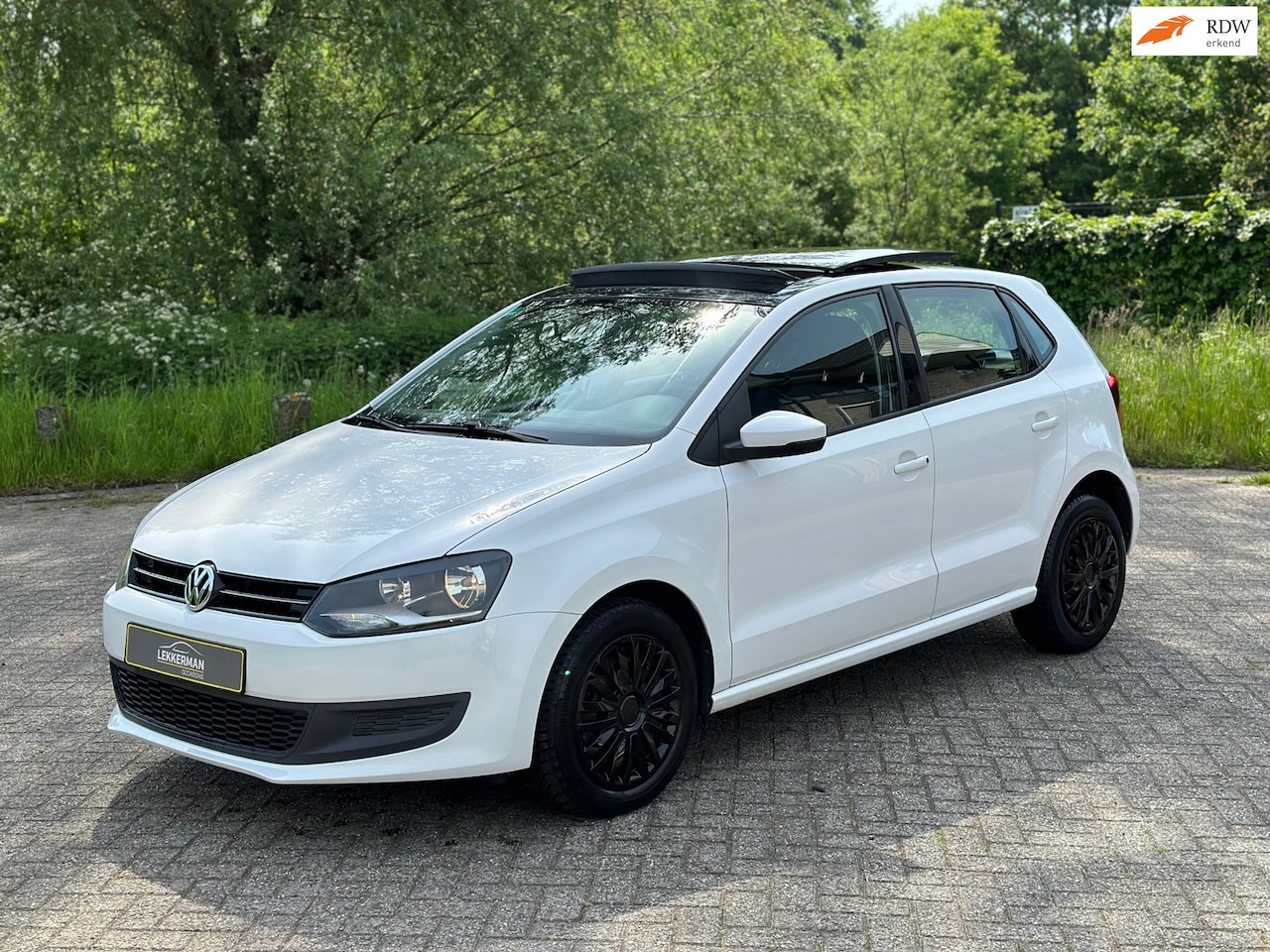 Volkswagen Polo - 1.2 HIGH LINE I PANORAMADAK I COMPLEET ONDERHOUDEN I 1E EIG! - AutoWereld.nl