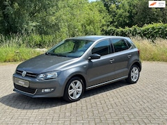 Volkswagen Polo - 1.2 High line I NWE KETTING I CRUISE I CLIMA I PDC I LEDER