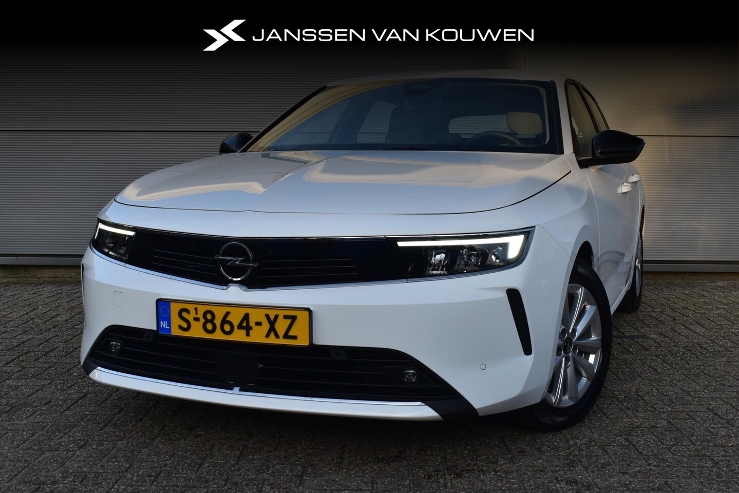 Opel Astra - 1.2 Edition Achteruitrijcamera Apple CarPlay Parkeersensoren - AutoWereld.nl