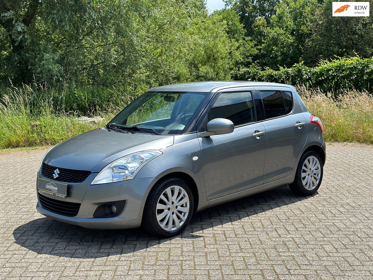 Suzuki Swift - 1.2 Exclusive CRUISE I CLIMA I APK 12/25 I KEYLESS I 1E EIG. - AutoWereld.nl