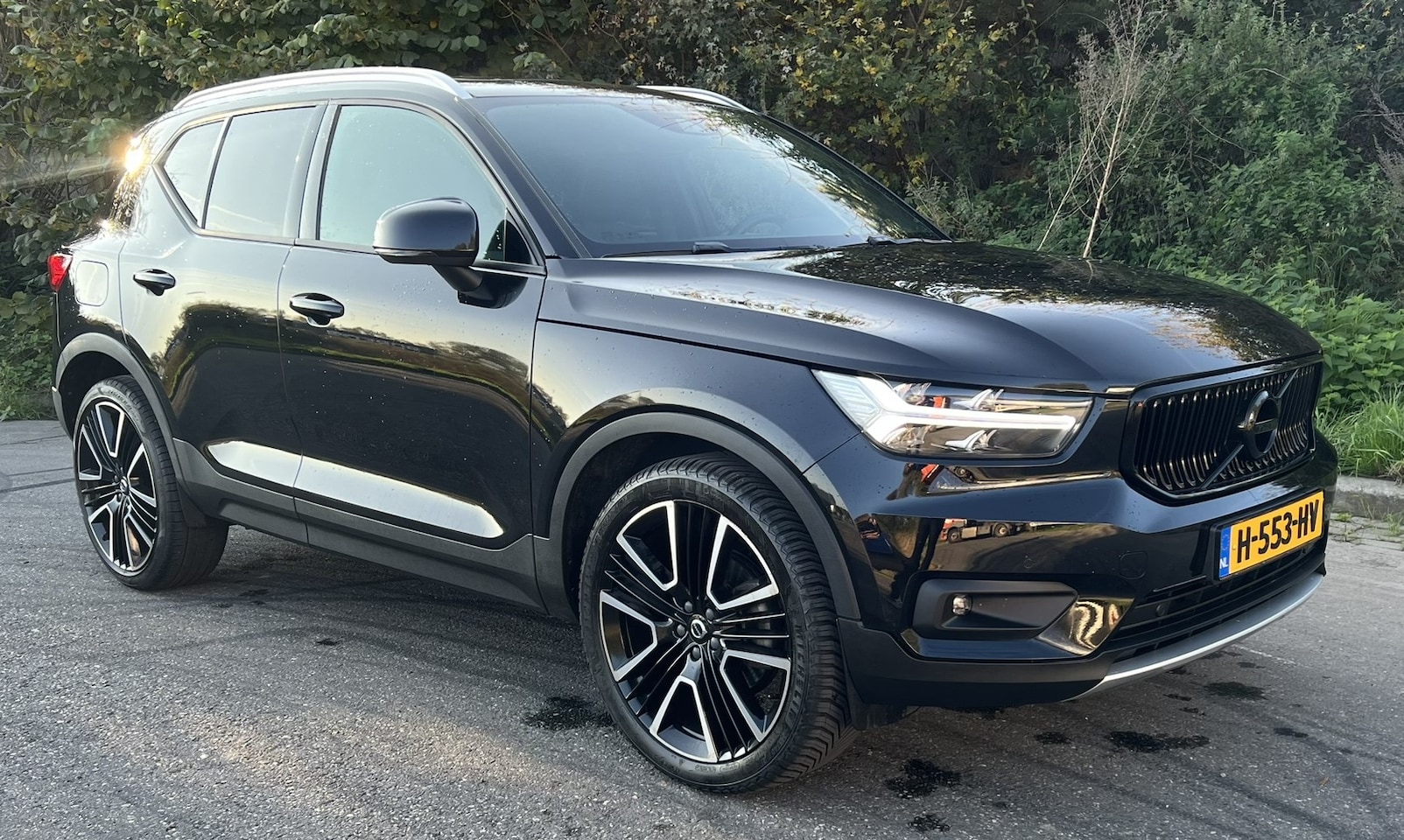 Volvo XC40 - 2.0 T4 Momentum Pro 2.0 T4 Momentum Pro - AutoWereld.nl