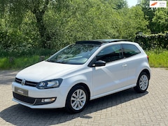 Volkswagen Polo - 1.2 High Line PANORAMADAK I STOELVERW I NWE KETTING