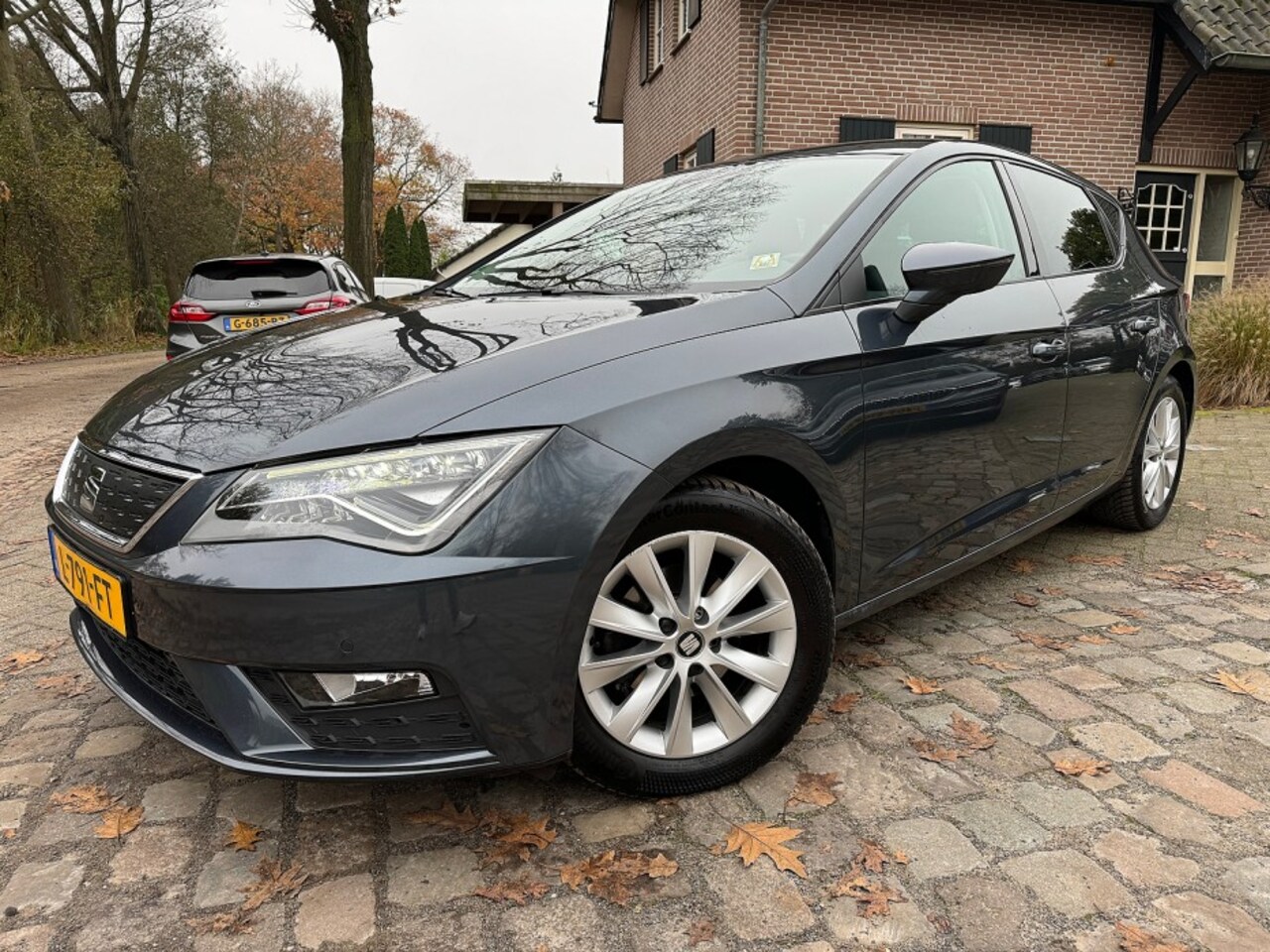 Seat Leon - 1.0 EcoTSI Style Bns Intense autom ecc,lmv,navi,led - AutoWereld.nl