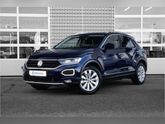 Volkswagen T-Roc - Sport 2.0 140 kW / 190 pk TSI DSG 4-Motion | Trekhaak | 1e eigenaar | Camera |