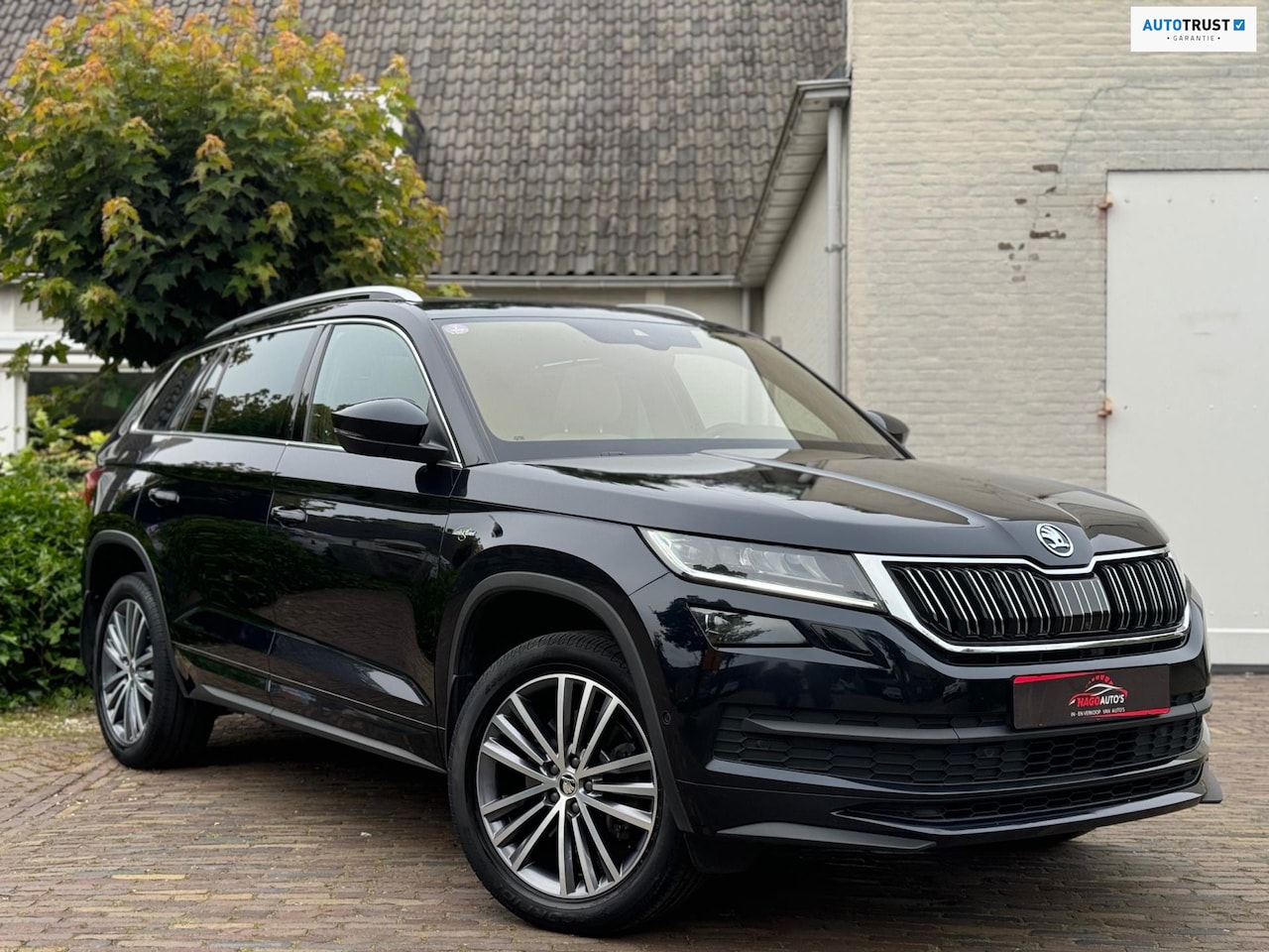 Skoda Kodiaq - 2.0 TSI 4x4 Laurin & Klement 7-Persoons Volle Uitvoering|Dealer onderhouden|Pano|Leder|Tek - AutoWereld.nl