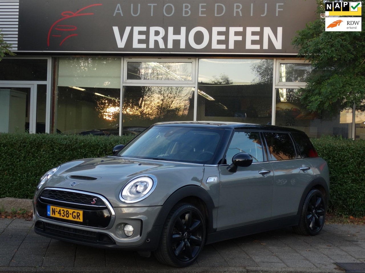 MINI Clubman - Mini 2.0 Cooper S Chili Serious Business - AUTOMAAT - LEDER - PARKEER SENSOREN - STOEL VER - AutoWereld.nl