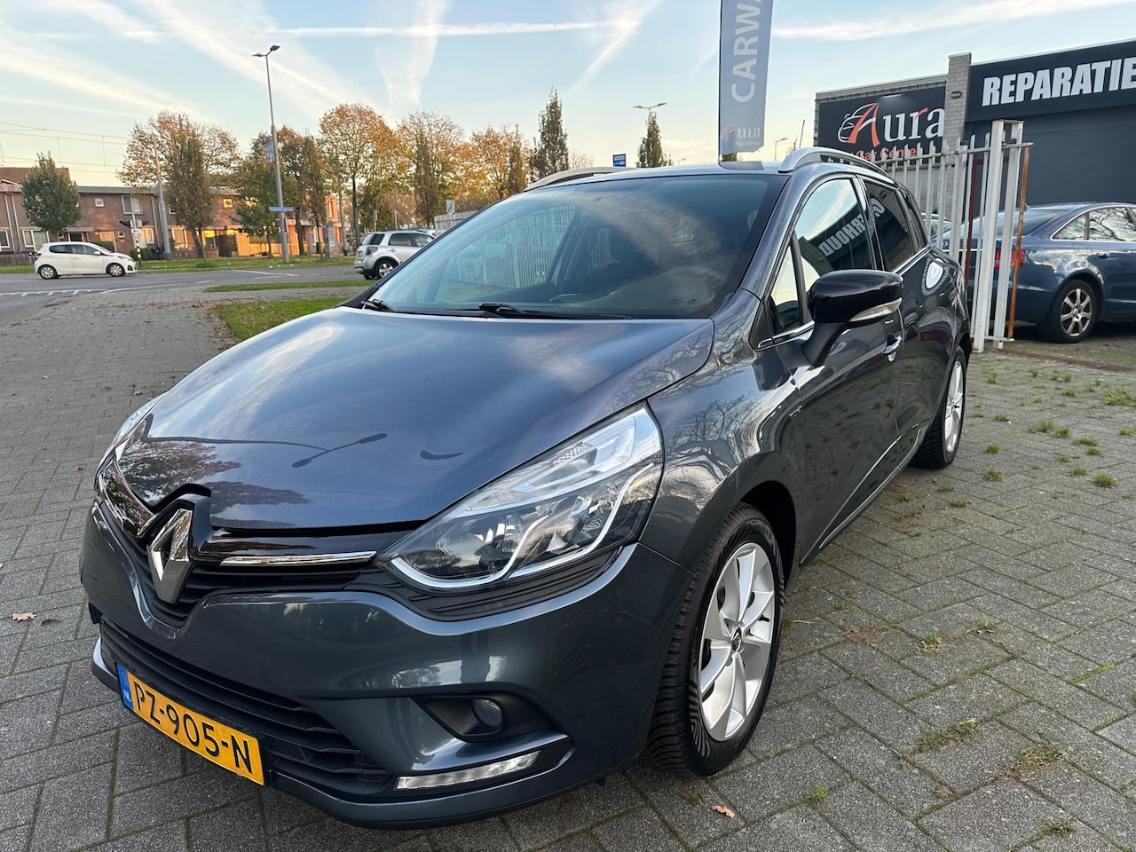 Renault Clio Estate - 0.9 TCe Limited 0.9 TCe Limited - AutoWereld.nl