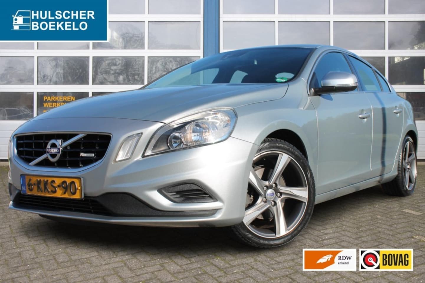 Volvo S60 - 1.6 T4 R-DESIGN  **NL-Auto**  zes handbak - AutoWereld.nl