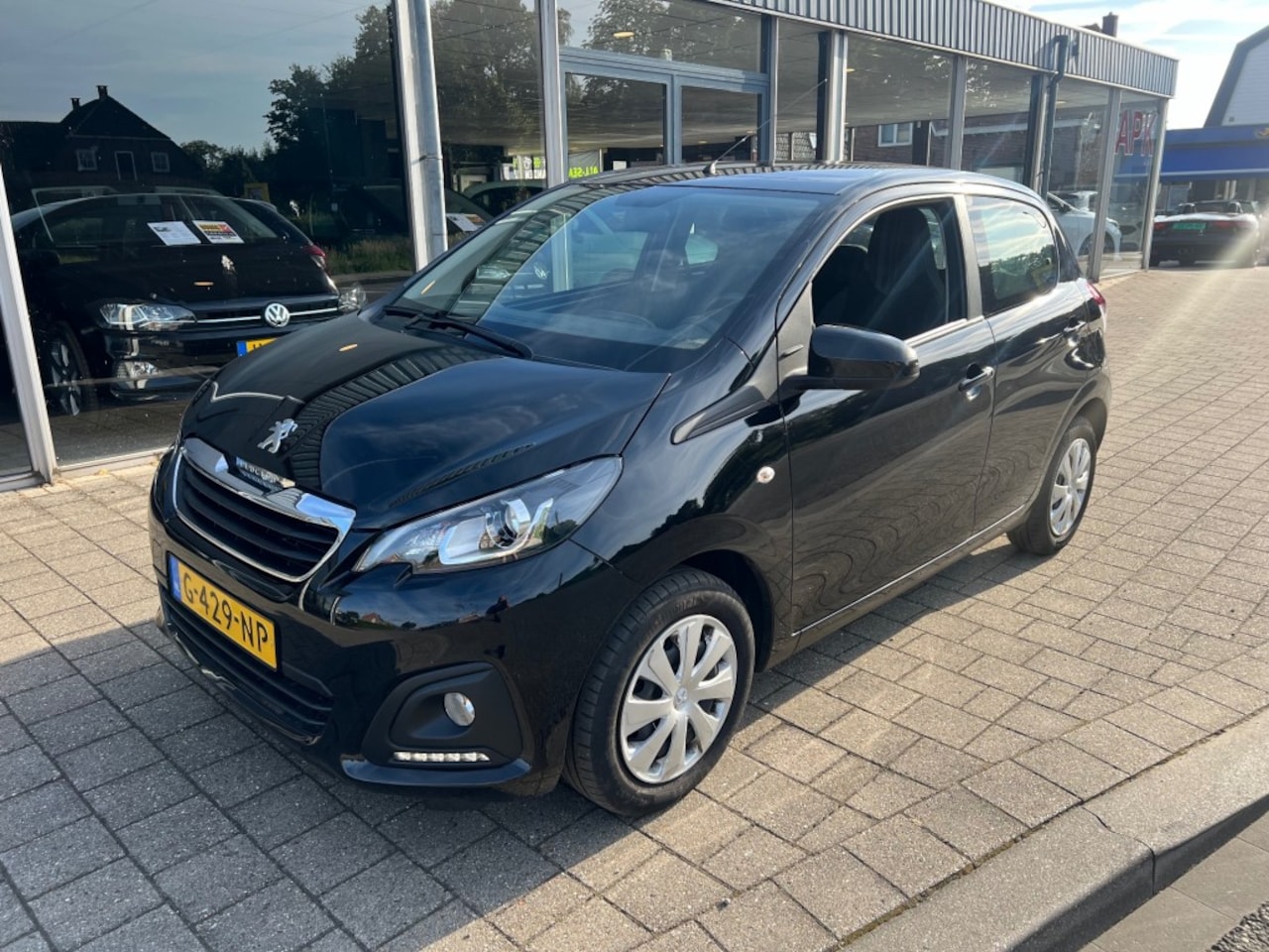 Peugeot 108 - 1.0 e-VTi Active 1.0 E-VTI ACTIVE - AutoWereld.nl