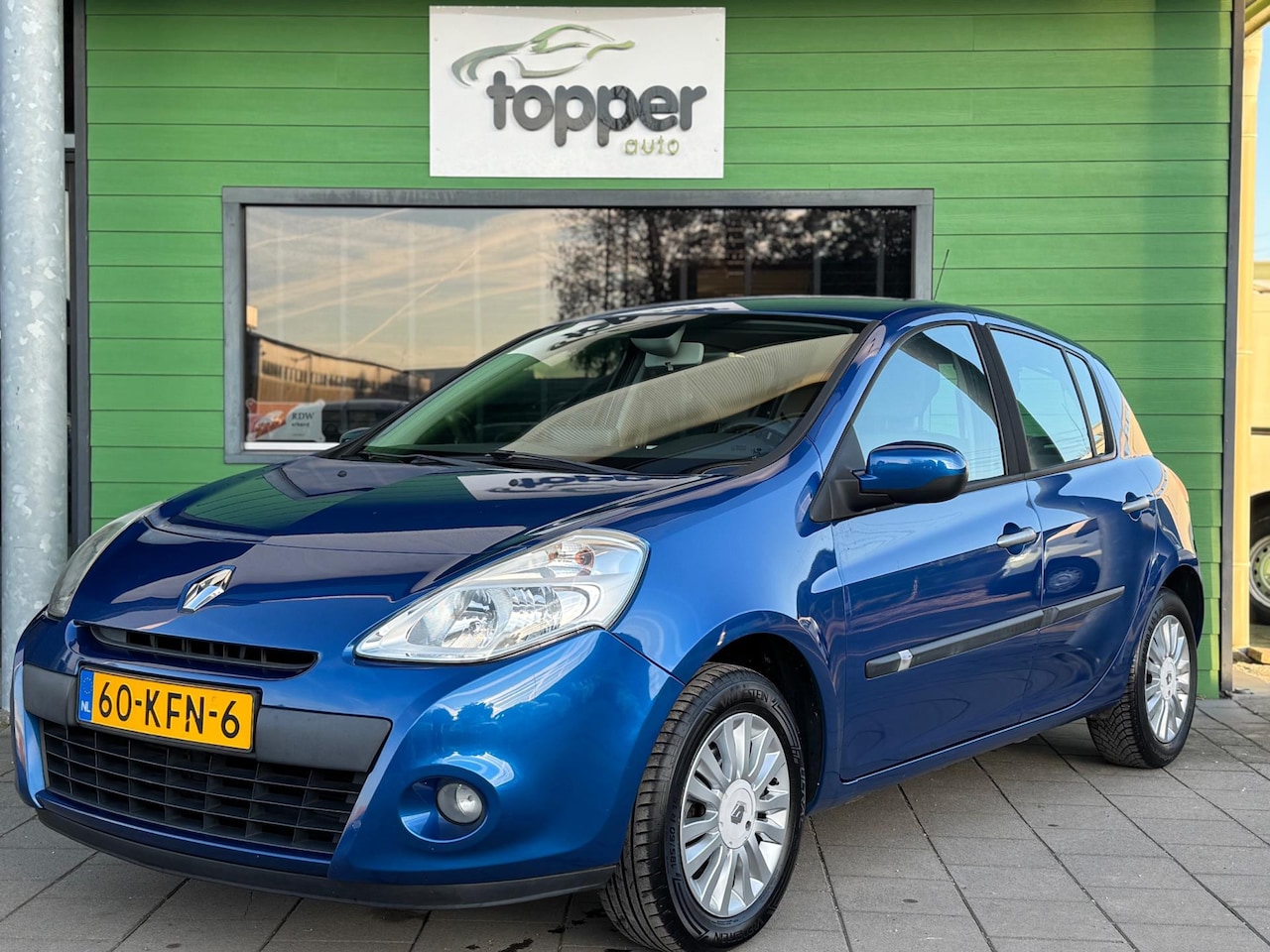 Renault Clio - 1.2 TCe Sélection Business / Navigatie / CruiseControl / - AutoWereld.nl