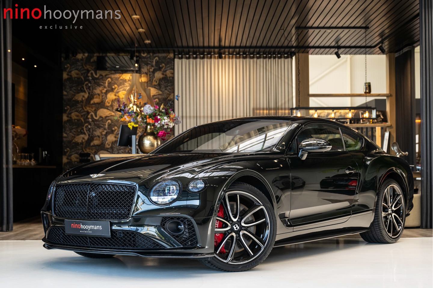 Bentley Continental GT - 4.0 V8 | Carbon | Panorama | Touring | City | Rotating Display | B&O | Massage | Moodlight - AutoWereld.nl