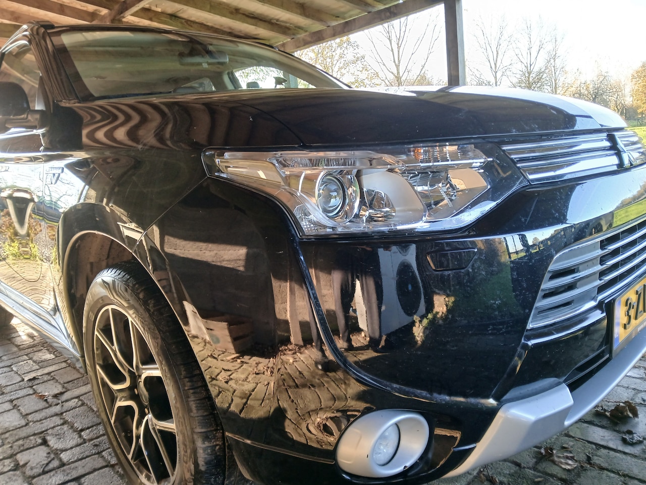 Mitsubishi Outlander - 2.0 PHEV Instyle+ X-Line Meest luxe uitvoering - AutoWereld.nl