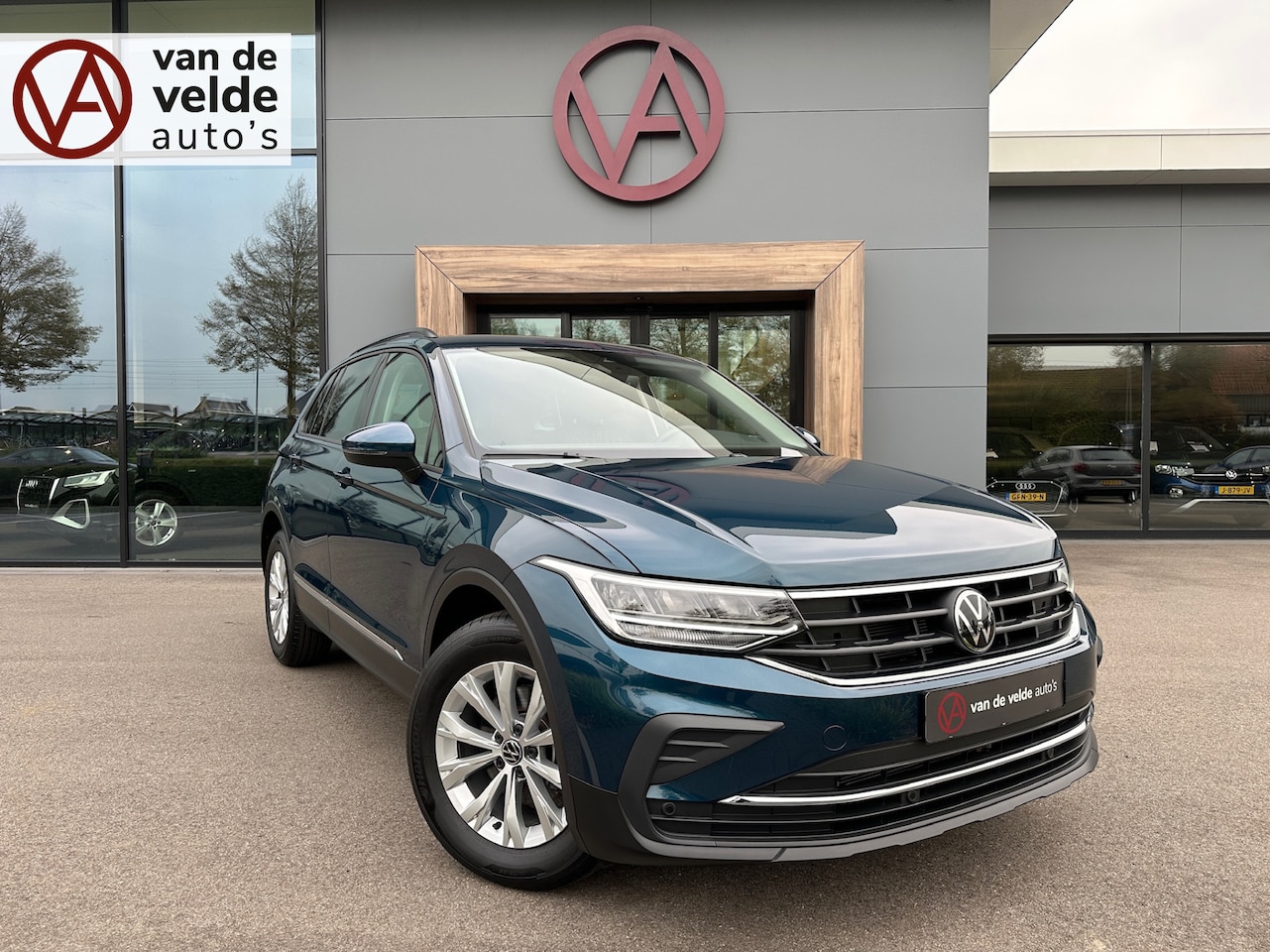 Volkswagen Tiguan - 1.5 TSI 150pk DSG Life | Navi | Carplay | Adapt. Cruise | Rijklaar incl. garantie - AutoWereld.nl