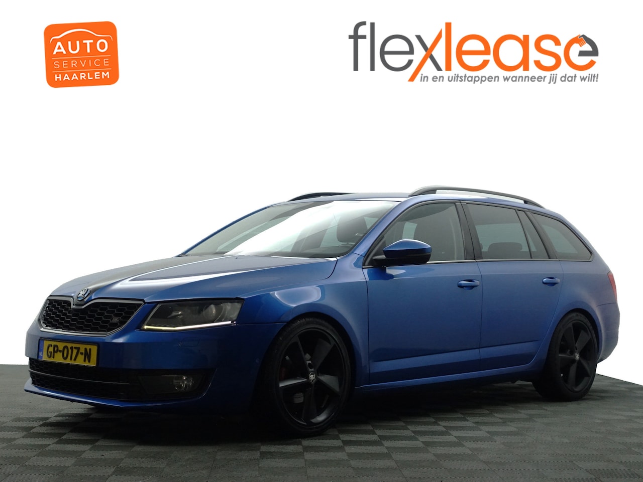 Skoda Octavia Combi - 1.6 TDI RS Sport Aut- Xenon Led, Canton Audio, Keyless, Verlaagd, Stoelverwarming, Park Pi - AutoWereld.nl