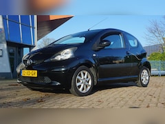 Toyota Aygo - 1.0-12V + Nieuwe APK/Elektrische Ramen/Centr. Deurvgr./Stuurbekr./Etc