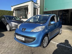 Peugeot 107 - 1.0-12V XR