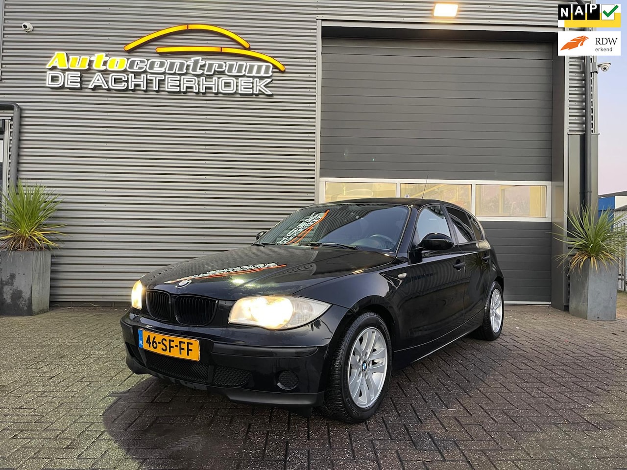 BMW 1-serie - 116i Business Line Airco*5-deurs!!! - AutoWereld.nl