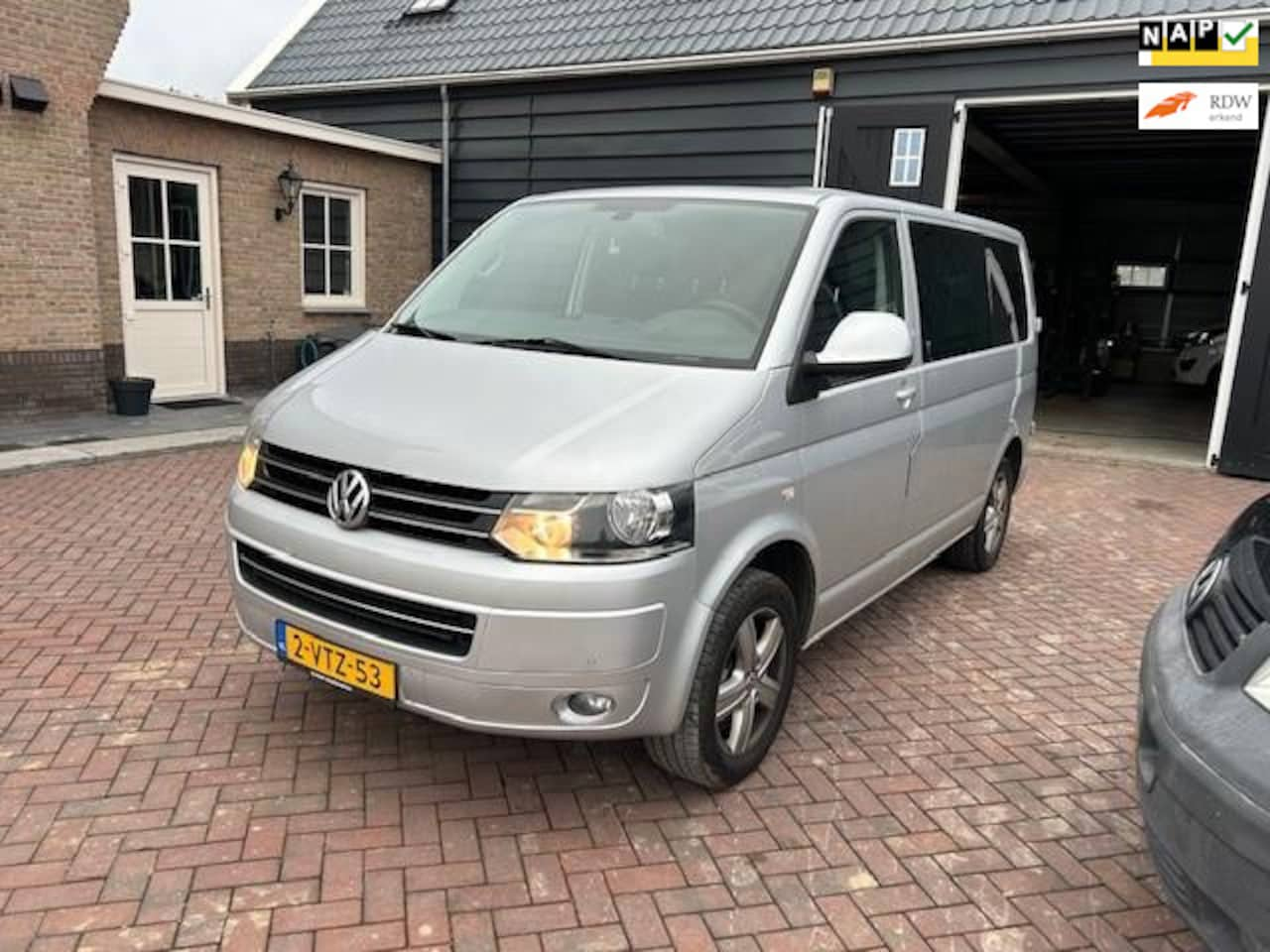 Volkswagen Transporter - 2.0 TDI L1H1 4Motion DC Comfortline 2.0 TDI L1H1 4Motion DC Comfortline - AutoWereld.nl