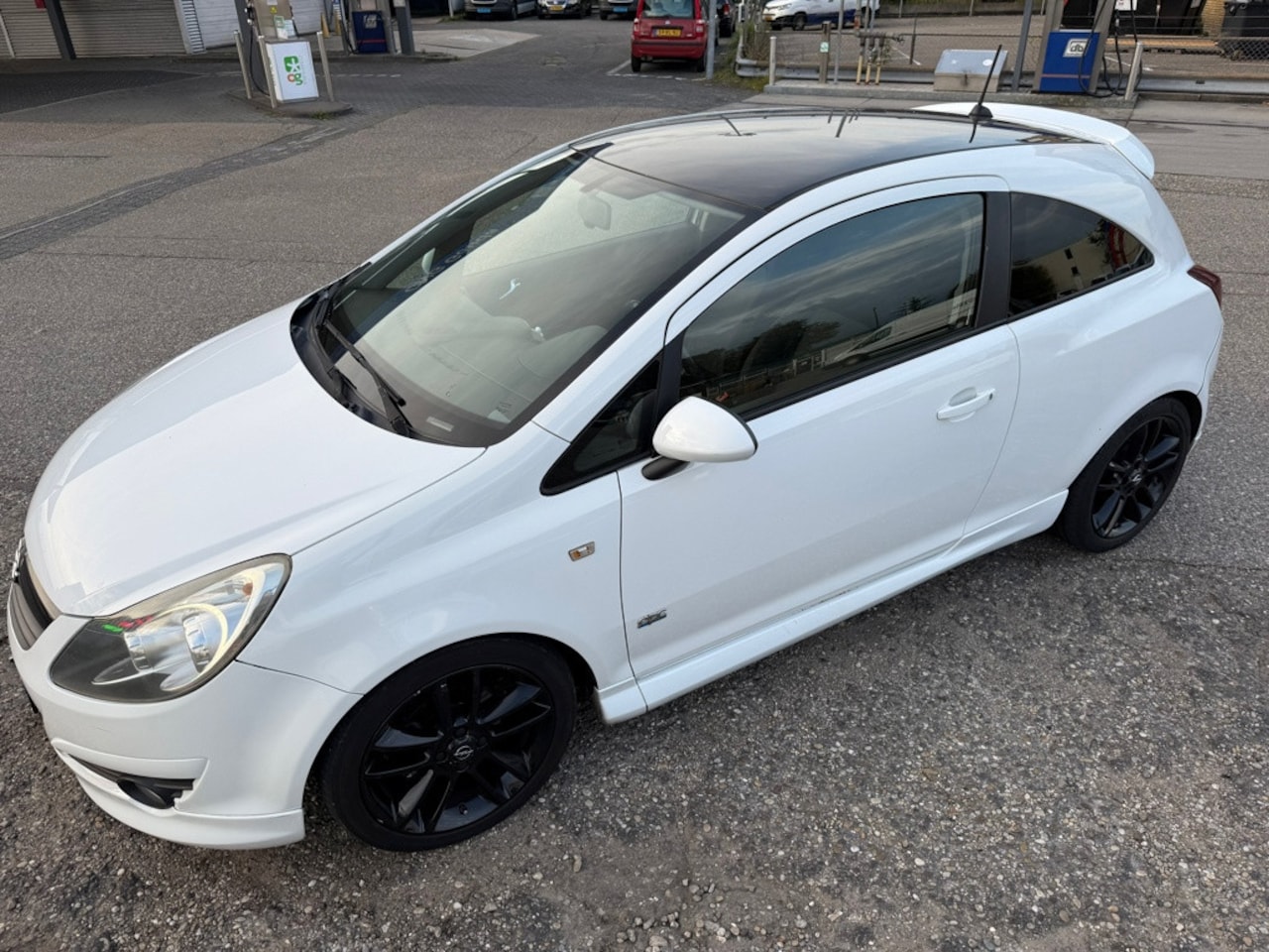 Opel Corsa - 1.2-16V Sport OPC Line - AutoWereld.nl