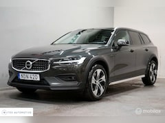 Volvo V60 Cross Country - B4 AWD Momentum, navi, trekhaak