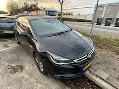 Opel Astra - 1.6 CDTI Business+