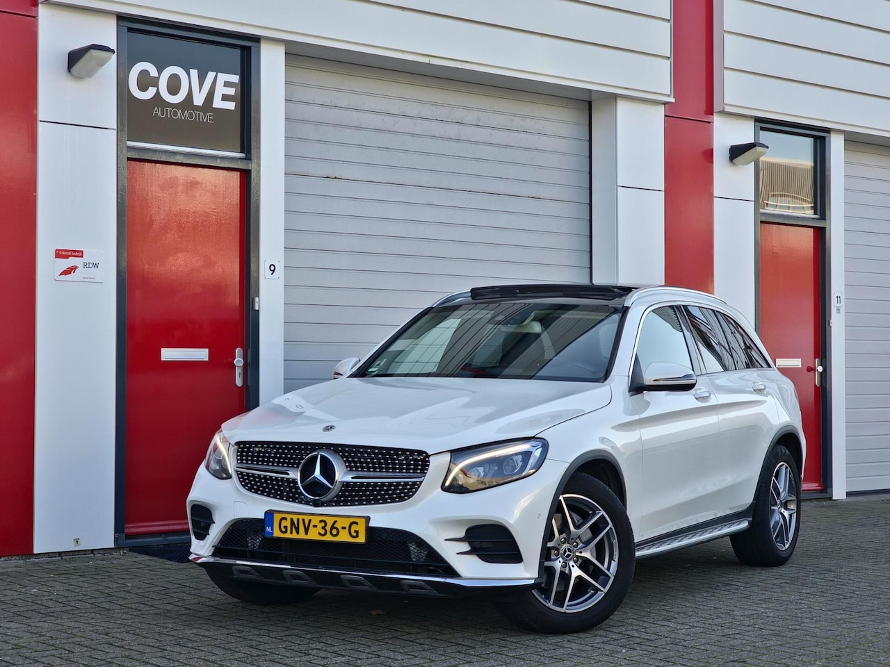 Mercedes-Benz GLC-klasse - 220 d 4MATIC | AMG LINE| PANO - AutoWereld.nl