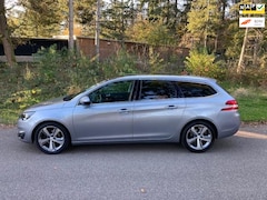 Peugeot 308 SW - 1.2 e-THP Première Panorama Navi PDC AUT