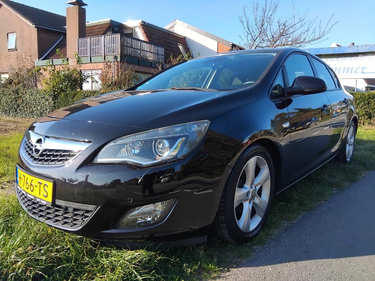 Opel Astra - 1.4 Turbo Sport Clima/Cruise/PDC/Verwarmde Stoelen - AutoWereld.nl