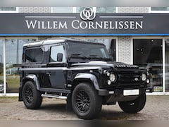 Land Rover Defender 90 - 2.4 TD SW SVX 60th Anniversary UNIEK Schuifdak