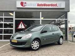 Renault Clio - 1.2-16V Authentique /slechts 111.648 km NAP/centrale vergr/Nieuwe APK bij aflevering/