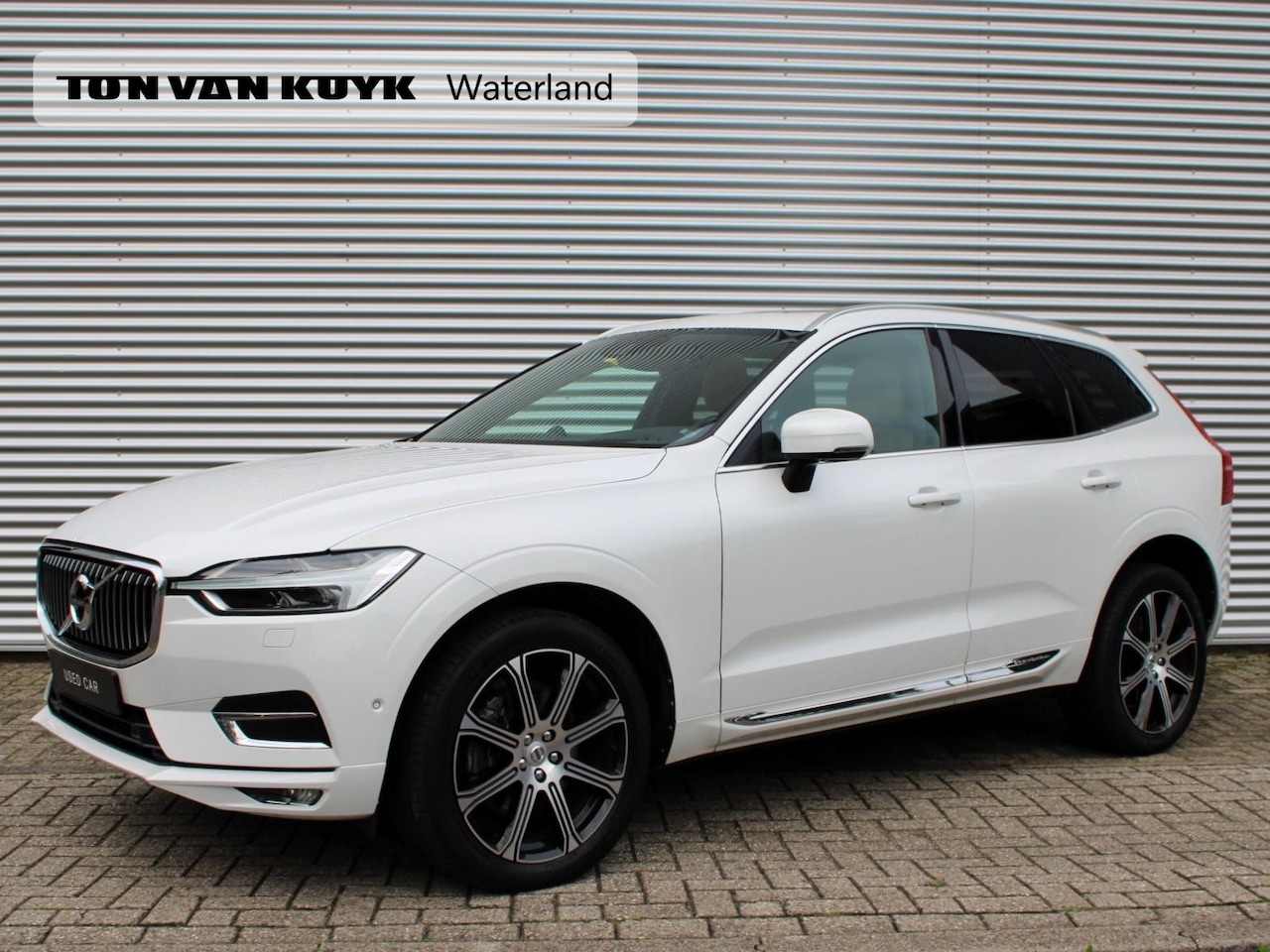 Volvo XC60 - 2.0 T5 AWD Inscription Automaat / Panoramadak / Bowers&Wilkens / Trekhaak / Privacy Glass - AutoWereld.nl