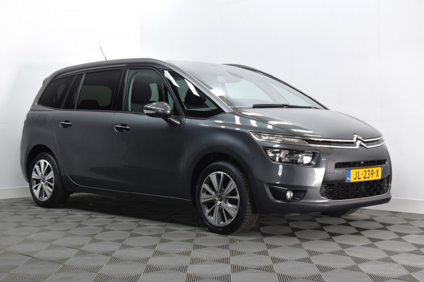 Citroën Grand C4 Picasso - 1.2 Puretech 130PK Intensive 7-Persoons - AutoWereld.nl