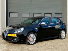 Alfa Romeo Giulietta - 1.4 Turbo 170PK Business Executive Navi Trekhaak DB-riem vv