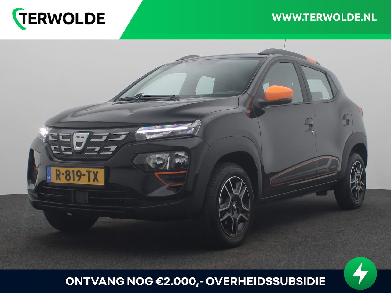 Dacia Spring - Comfort Plus (Orange Pack) 27 kWh | DC lader | Parkeercamera | - AutoWereld.nl