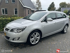 Opel Astra Sports Tourer - 1.6 Turbo Cosmo